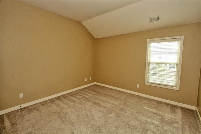 Building Photo - 7605 Lowery Oak Dr