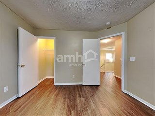 Building Photo - 506 Antietam Blvd