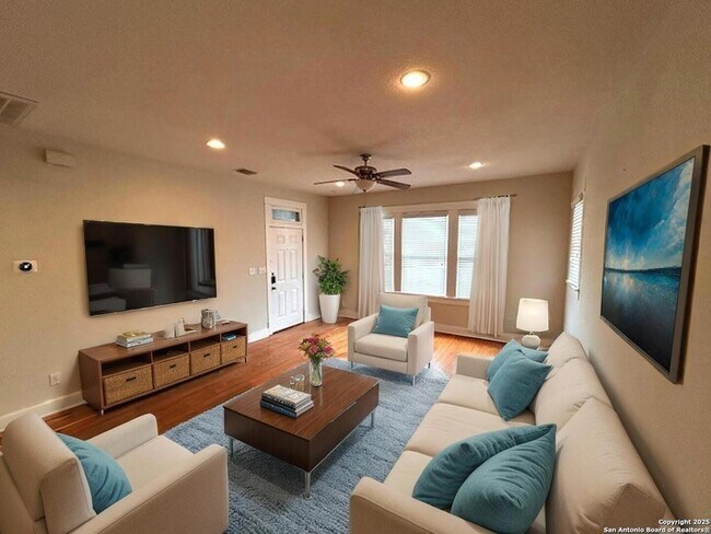 Building Photo - 1419 Nolan St