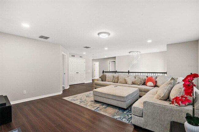 Building Photo - 3010 Adams Cross Dr