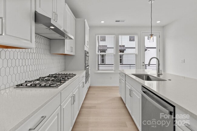 Building Photo - 109 Goodson Pl