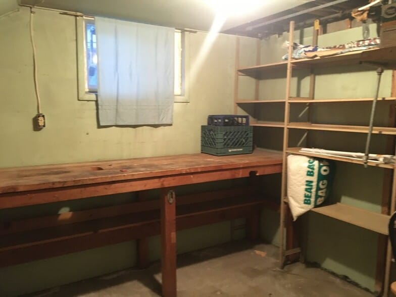 Building Photo - 1377 E 3000 S