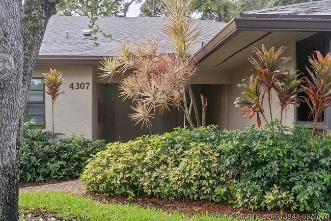 Building Photo - 4307 Wood Ride Rd