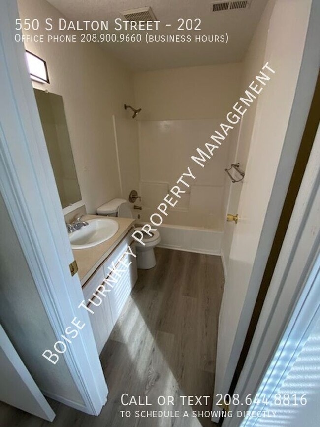 Building Photo - 550 S Dalton Ln