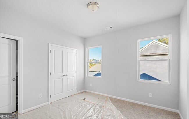 Building Photo - 10 Spiera Way