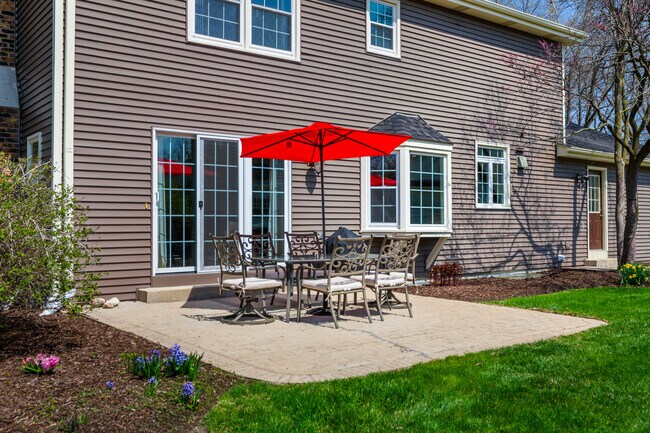 Building Photo - 1441 Calcutta Ln