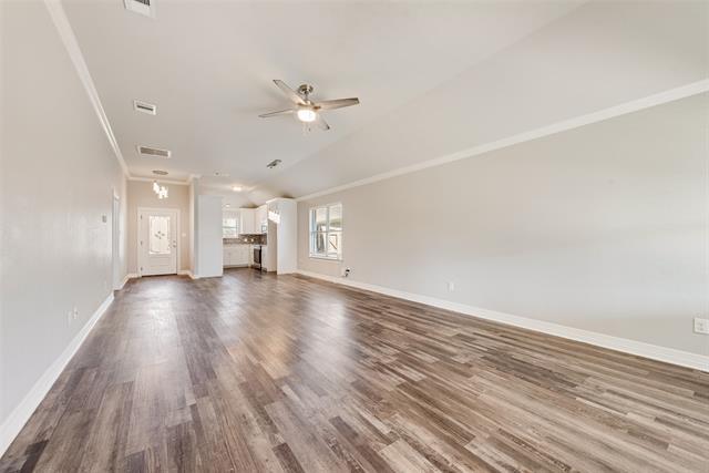 Building Photo - 625 Copenhavr St