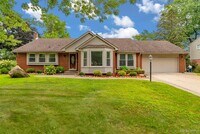 Building Photo - 36939 Heatherton Dr