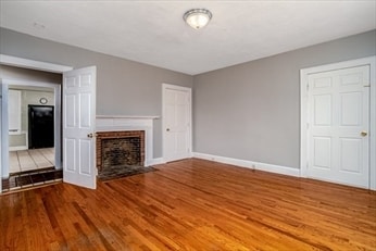 Bed 2 - 901 Main St