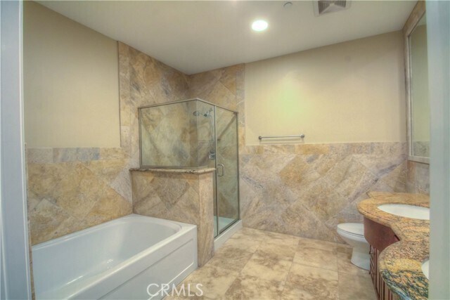 Building Photo - 4551 Coldwater Canyon Ave