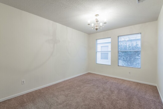 Building Photo - 5007 Oak Stand Ct