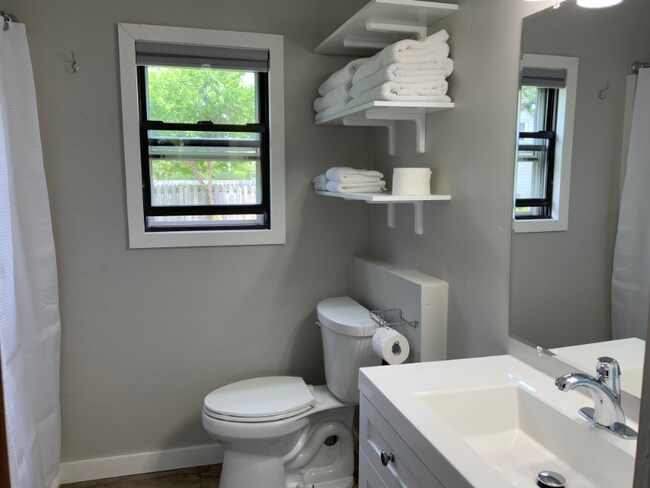 Bath - 2424 S Memorial Dr