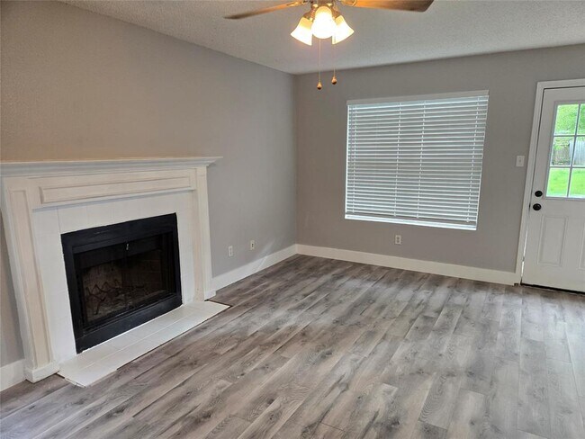 Building Photo - 10001 Parliament House Rd