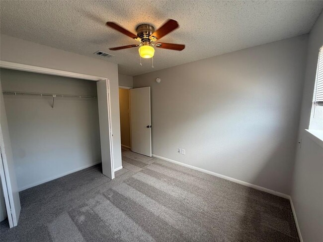 Building Photo - 8909 Schick Rd