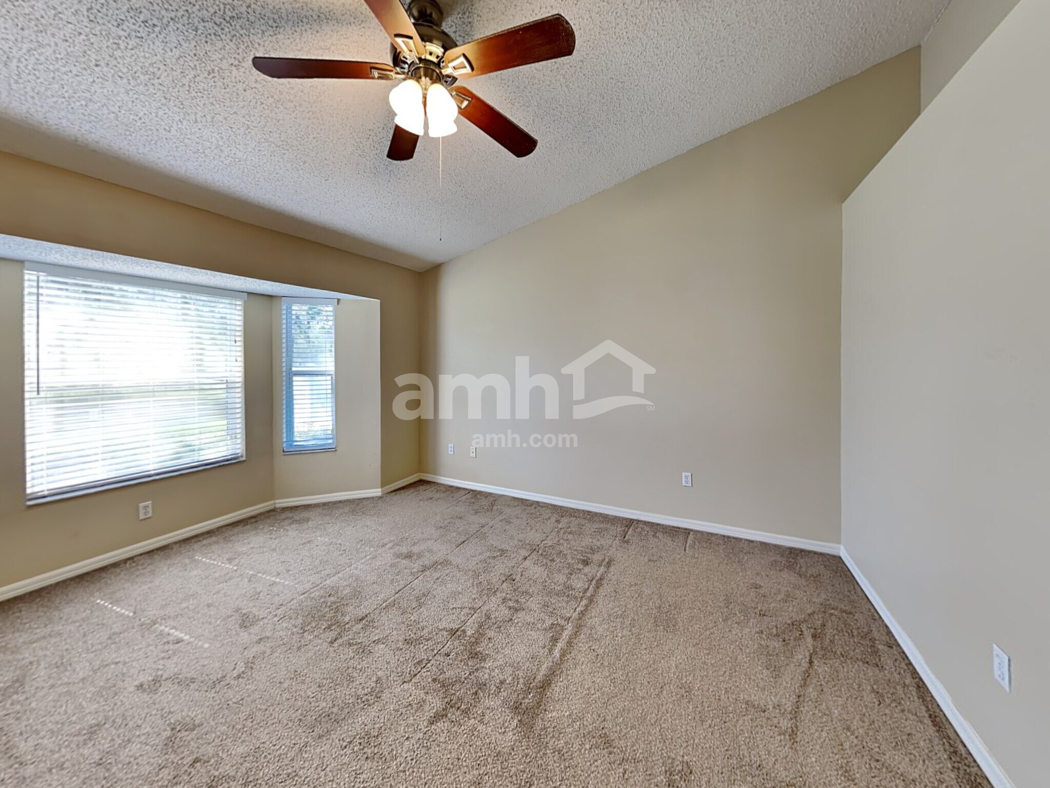 Building Photo - 5611 Brookdale Way