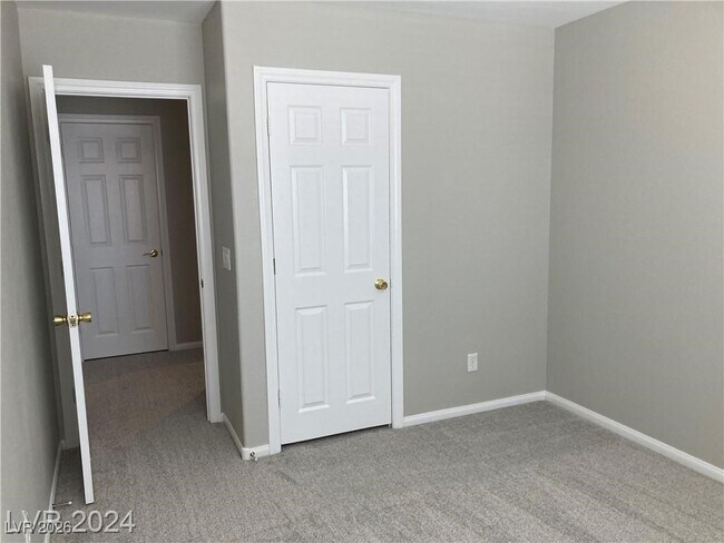 Building Photo - 843 Trout Stream Ct