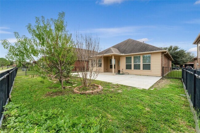 Building Photo - 19027 W Windhaven Terrace Trail