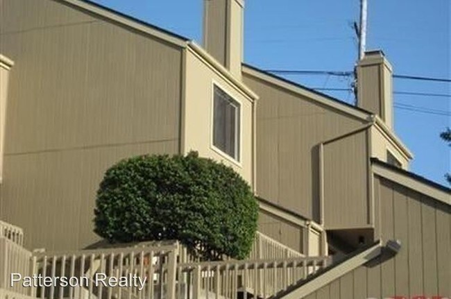 Building Photo - 2 br, 1 bath  - 750 Chorro #15