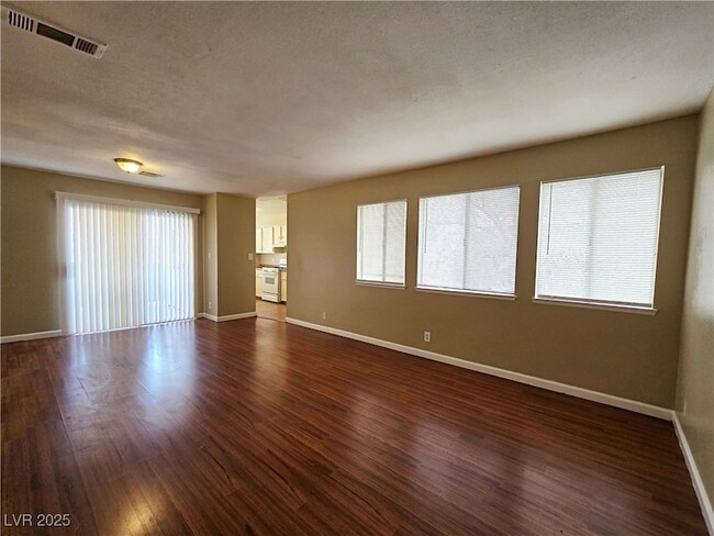 Building Photo - 5357 Del Gado Dr