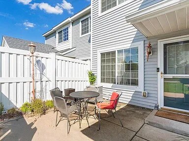 Building Photo - 7087 139th Ave NW