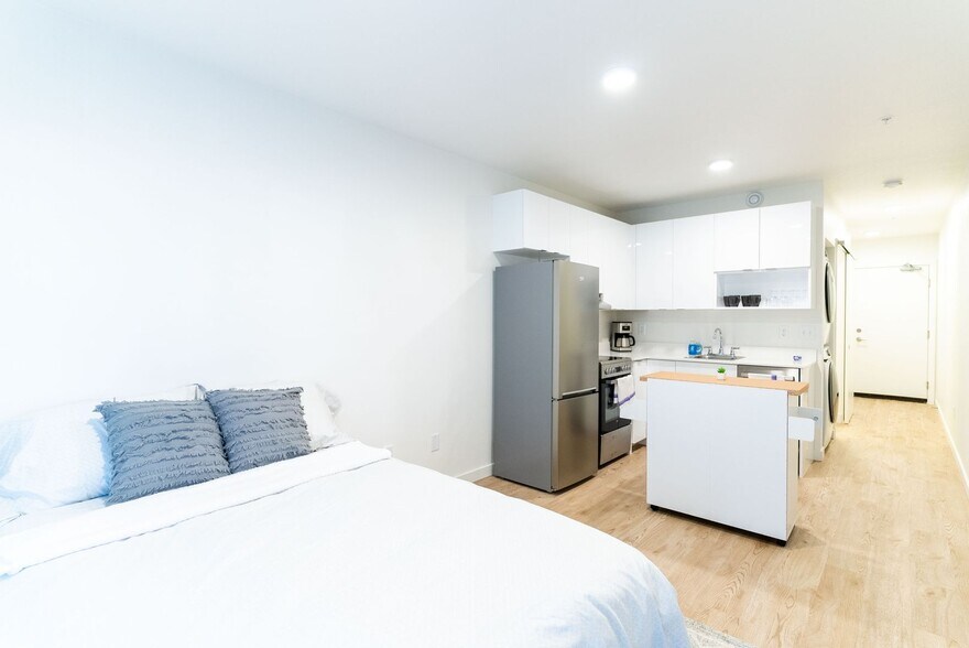 Interior Photo - Harborside Flats