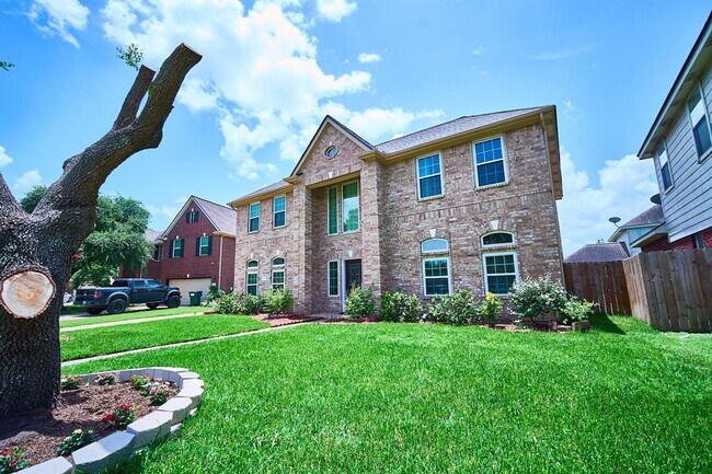 Building Photo - 14811 Wintercove Ct