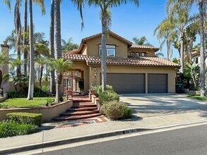 Building Photo - Beautiful Marina Hills Home!