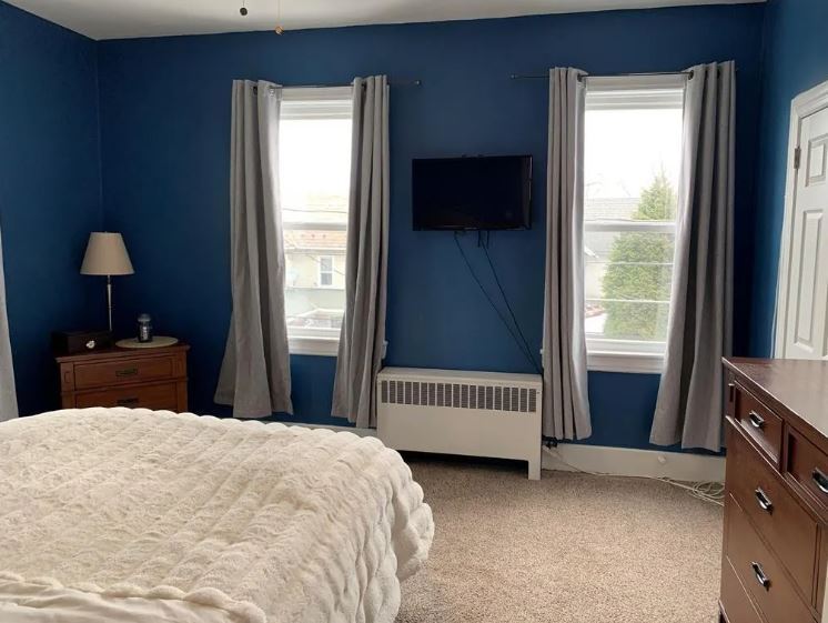 Building Photo - 242 S Walnut St