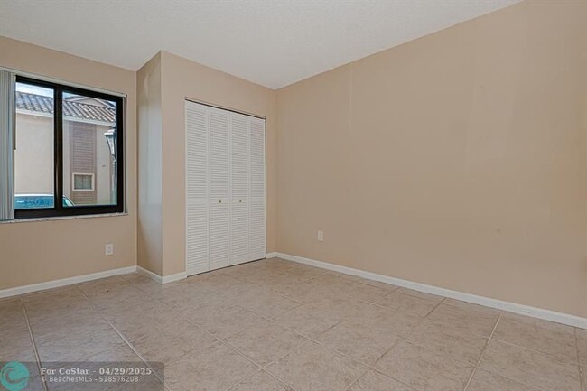 Building Photo - 9977 W Atlantic Blvd