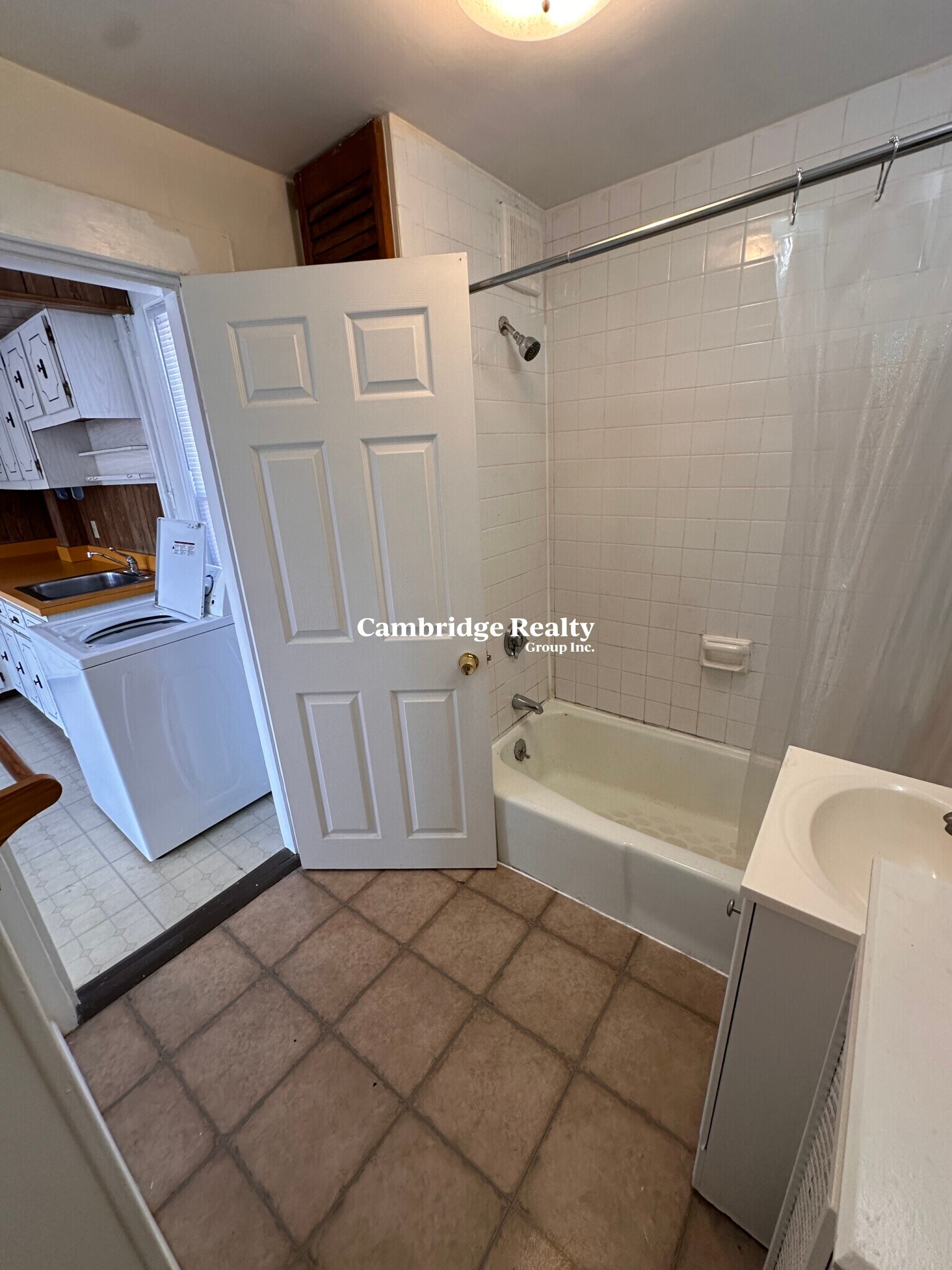 Building Photo - 549 Broadway