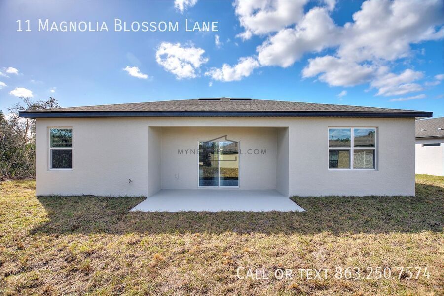 Building Photo - 11 Magnolia Ln