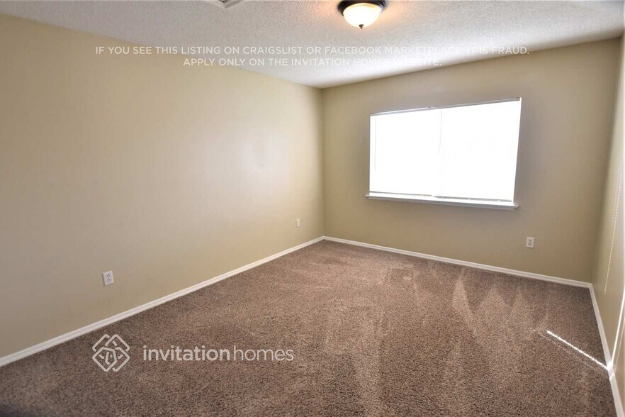 Building Photo - 1815 Meadow Pond Way