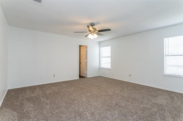 Building Photo - 6409 Plainview Dr