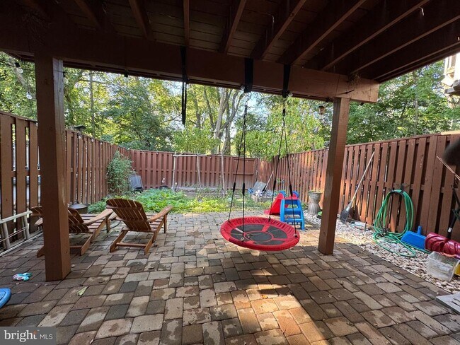 Building Photo - 597 Primus Ct