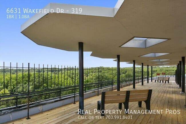 Building Photo - 6631 Wakefield Dr