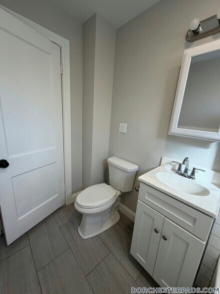 Building Photo - 54 Alpha Rd