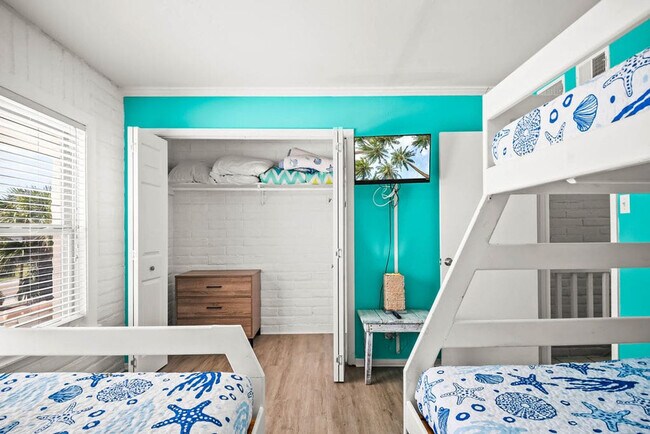 Building Photo - 1412 Eleventh Street-SI FL2-ID1023183P