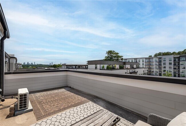 Building Photo - 2143 Burnside Dr NW