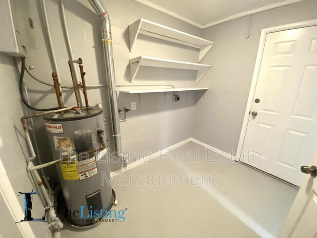 Building Photo - 87 Griggs Ave