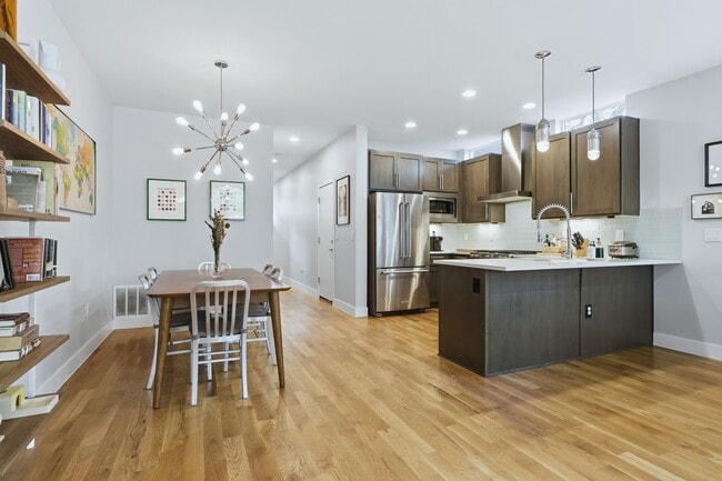 Building Photo - 1497 W 44th Ave