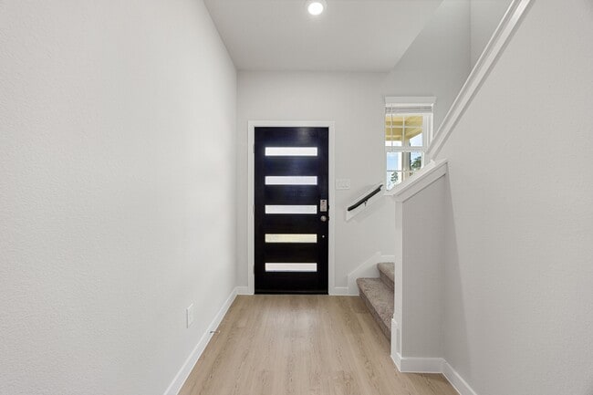 Building Photo - 302 Brazen Forest Trl