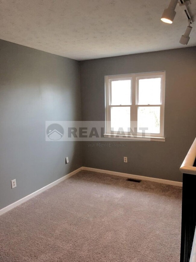 Building Photo - 1673 Prairie Cir