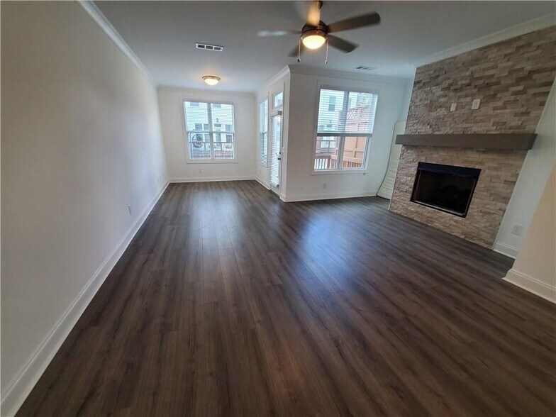 Building Photo - 3220 Bennett Crk Ln