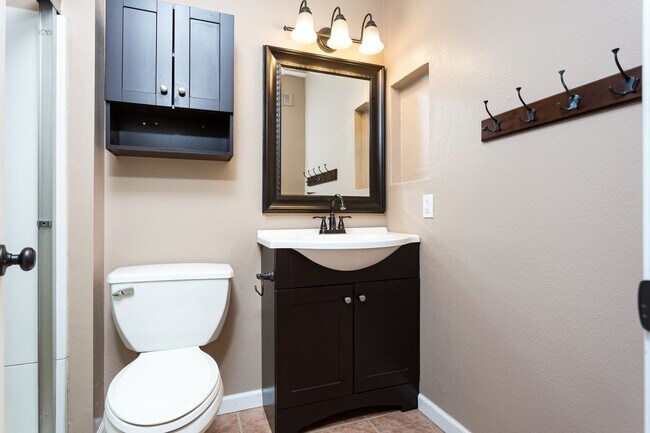 Building Photo - Beautiful Home in Mira Mesa