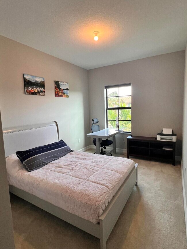 Building Photo - 9932 Brickhill Dr