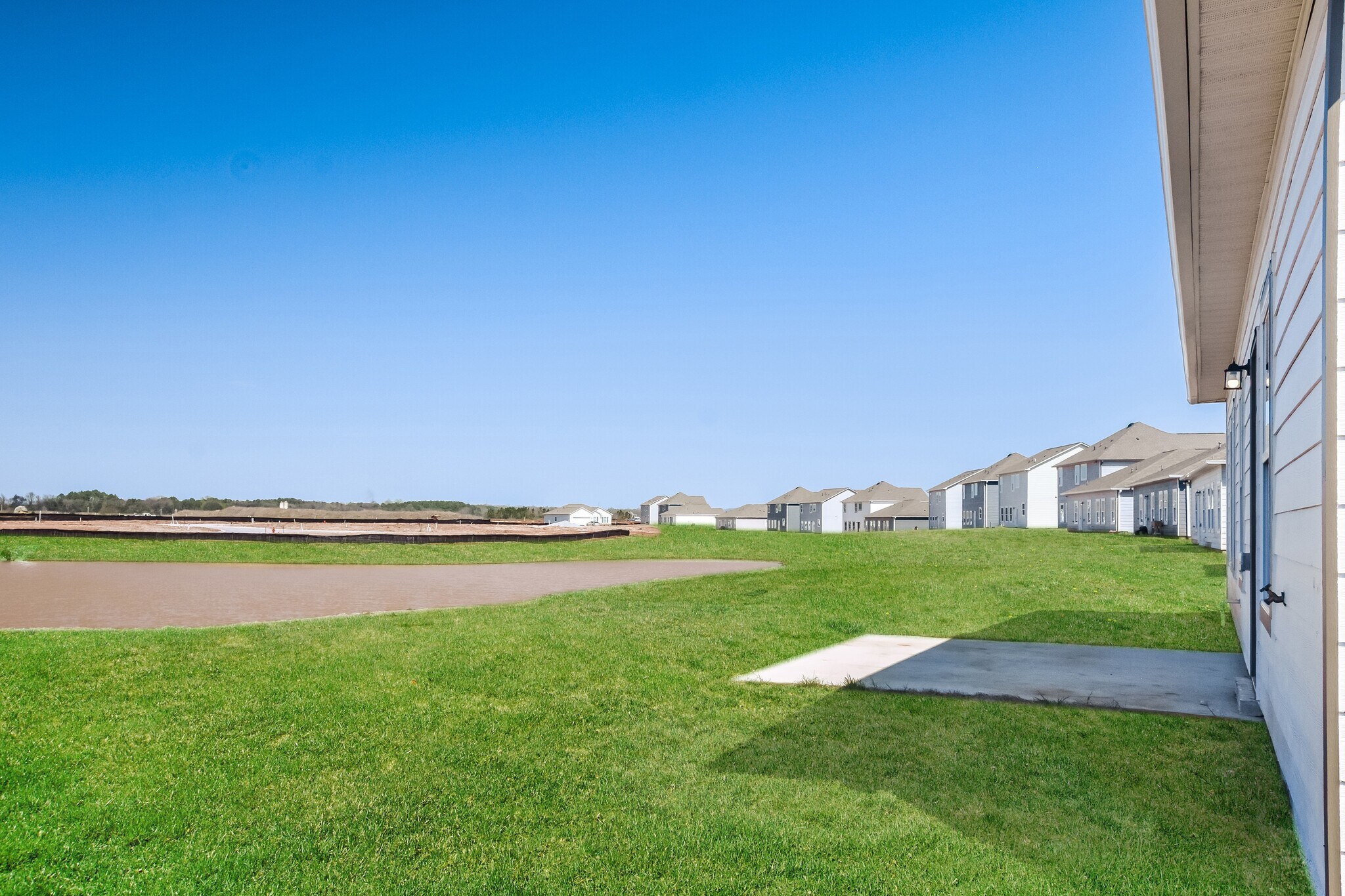 Building Photo - 26228 Valley Ridge Rd