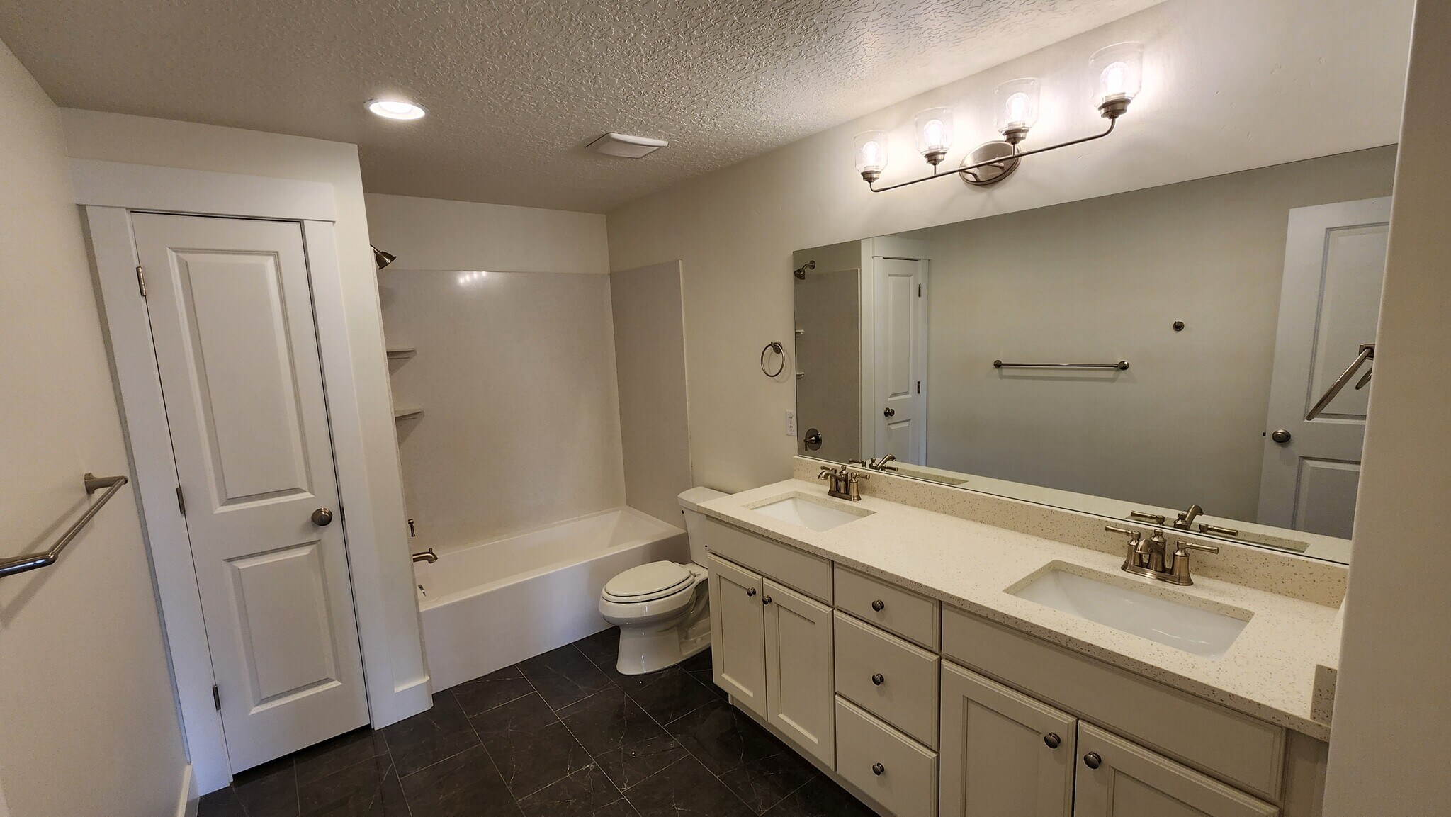 Bathroom - 1467 N Orchard Ridge Ln