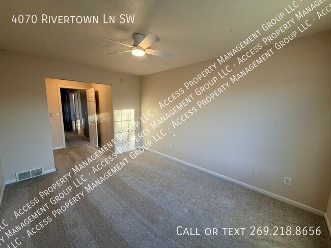 Building Photo - 4070 Rivertown Ln SW