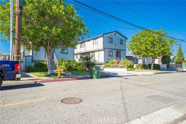 Building Photo - 14927 Condon Ave