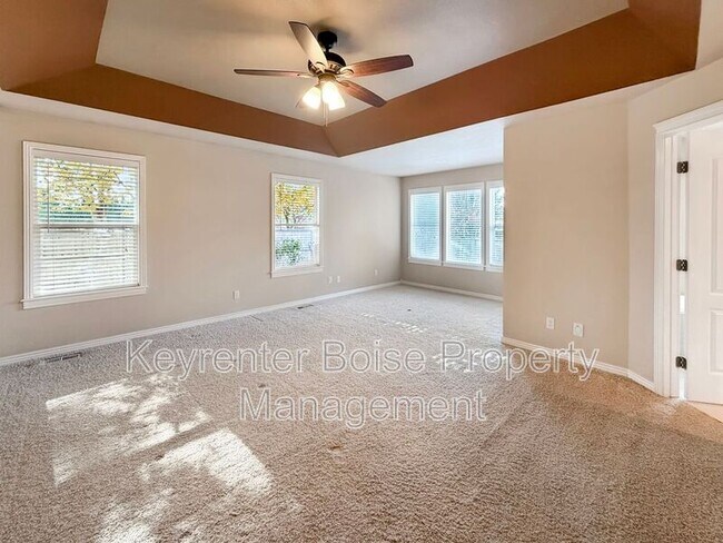 Building Photo - 1285 E Prohaska St